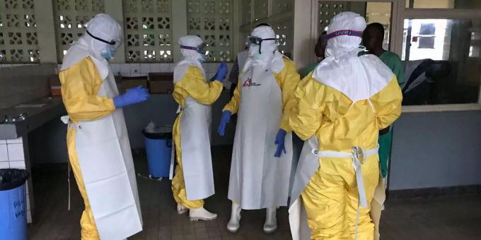 Nachbarstaaten Des Kongo Wappnen Sich Gegen Ebola