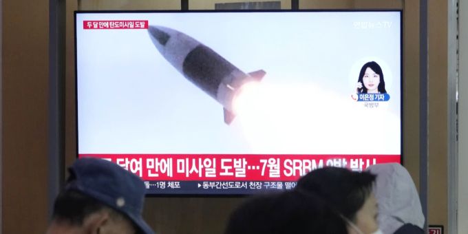 Südkorea Nordkorea feuert ballistische Raketen ab Nau ch