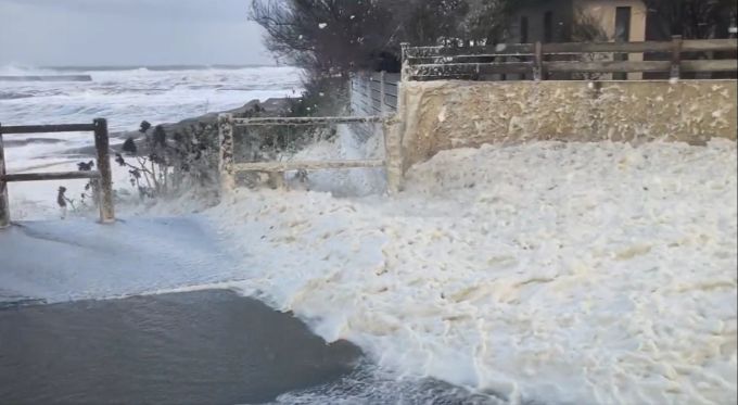 Wetter So heftig fegt Orkan Ciarán durch Europa Nau ch