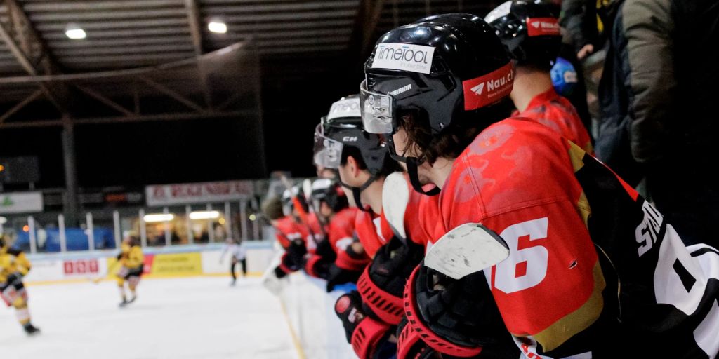 Der EHC Thun Zwingt Den EHC Visp Ins Penaltyschiessen