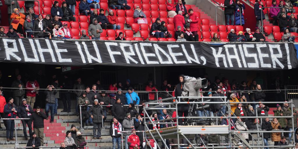 Bayern München nimmt in Allianz Arena Abschied von Franz Beckenbauer