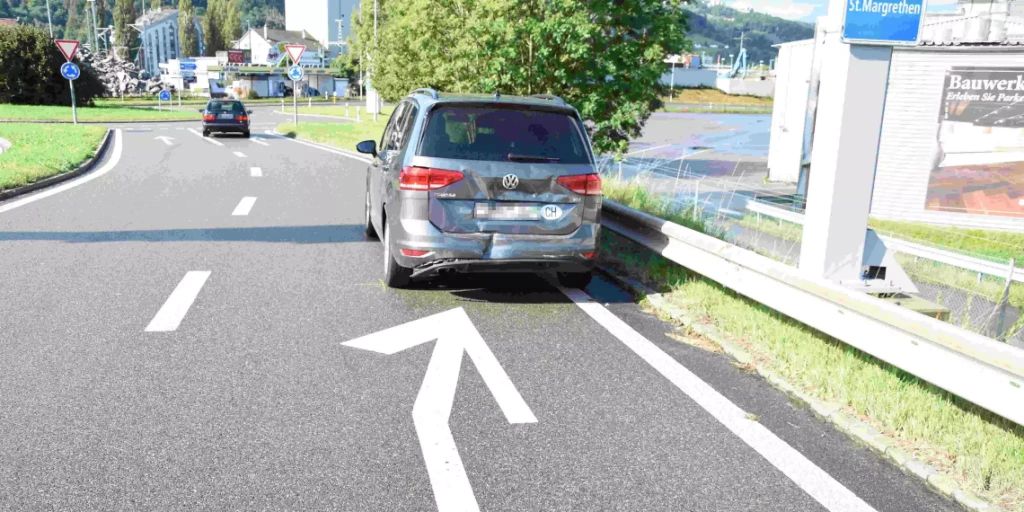 St Margrethen Sg Auffahrkollision Auf Autobahnausfahrt