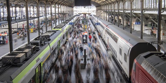 Preisvergleich Klimafreundliche Bahn Oft Teurer Als Flug Nau Ch