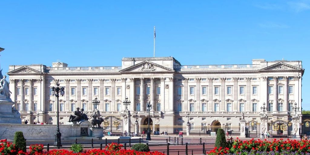 Buckingham Palast Gibt Erstmals Einblick In Ostfl Gel