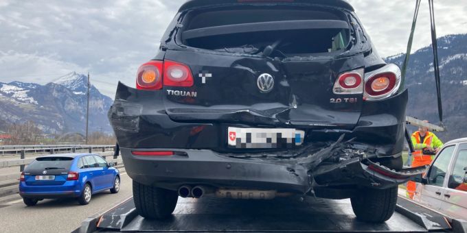 Niederurnen GL Auffahrkollision Auf Der A3 Ohne Verletzte Nau Ch