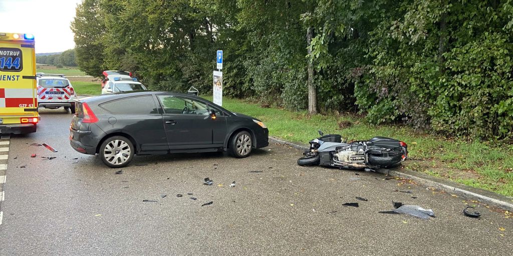 M Hlin Ag J Hriger Rollerlenker Bei Kollision Mit Auto Verletzt