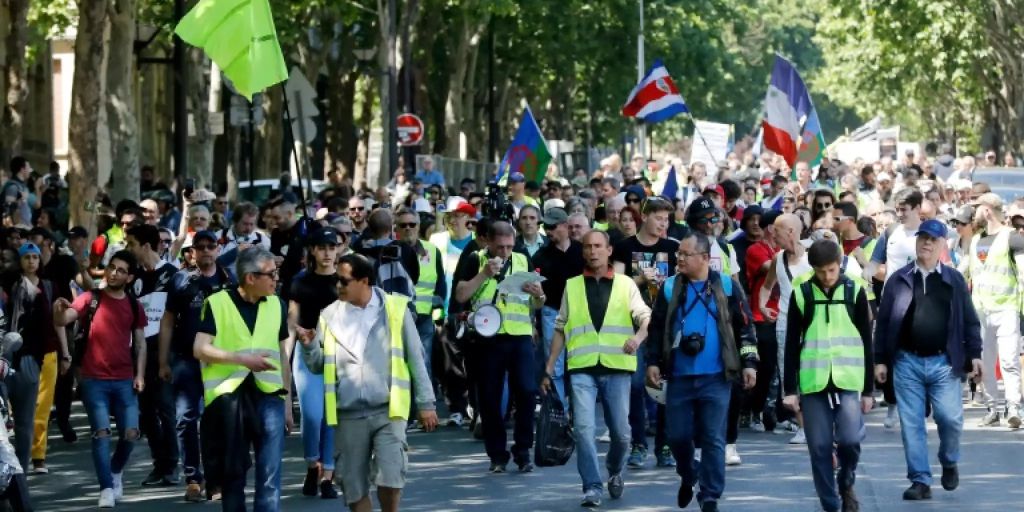 Teilnehmerzahl Bei Gelbwesten Protesten Sinkt Auf Neuen Tiefstand