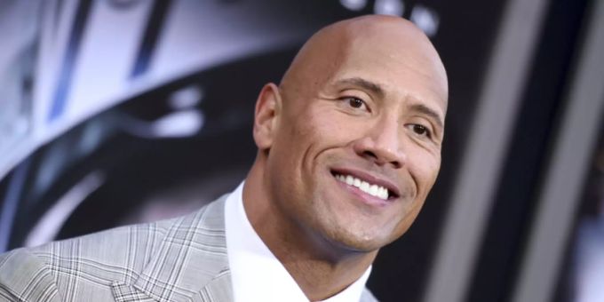 The Rock Tochter Simone Johnson gibt Wrestling Debüt Nau ch