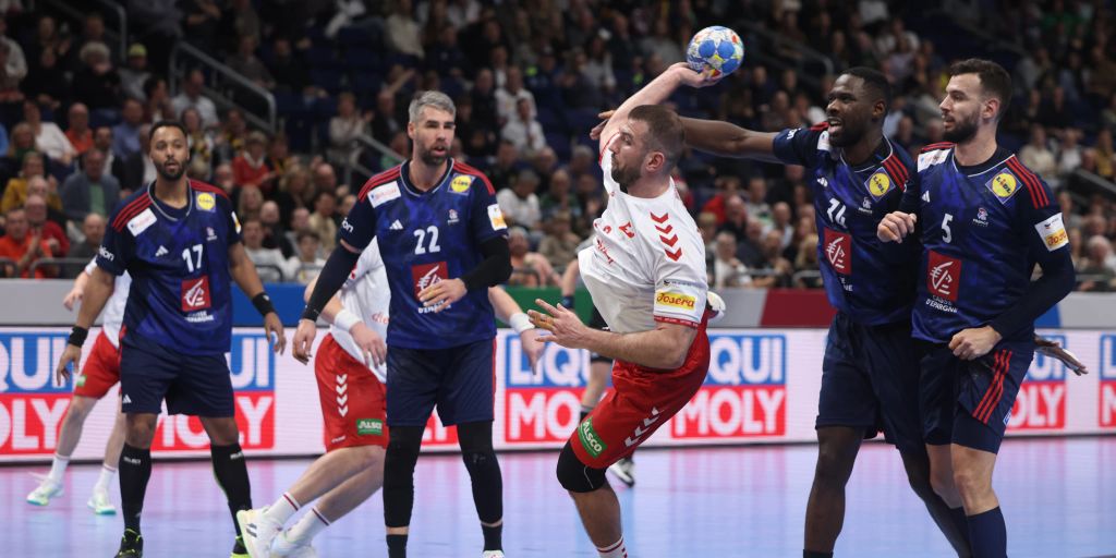 Handball Em Schweiz Erk Mpft Sich Remis Gegen Frankreich