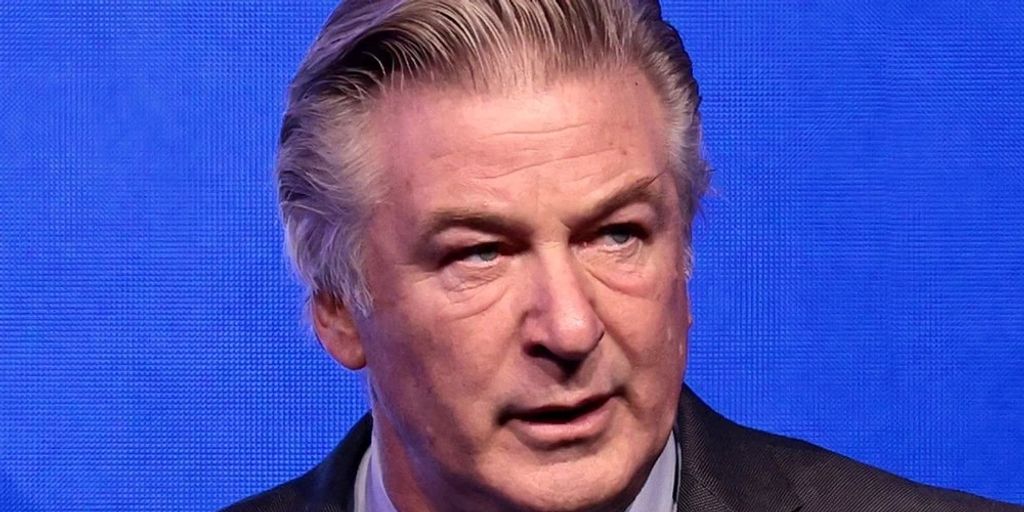 Alec Baldwin Punktet Vor Gericht Ein Vorwurf Fallen Gelassen