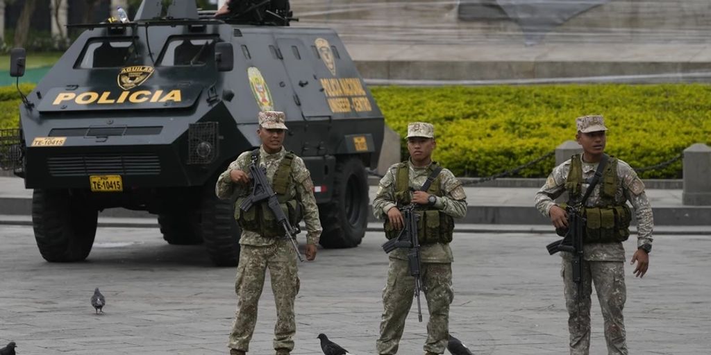 Bus St Rzt Von Klippe In Peru Mindestens Tote