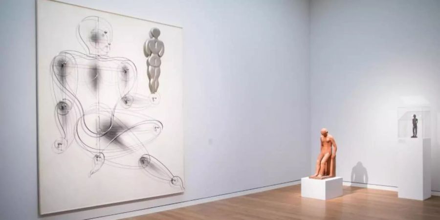 «Homo, mit Rückenfigur auf der Hand» (1930/31) von Oskar Schlemmer. Foto: Rolf Vennenbernd/dpa