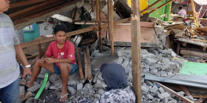 In den Philippinen kam es zum dritten Mal innert zwei Wochen zu einem starken Erdbeben. philippinen