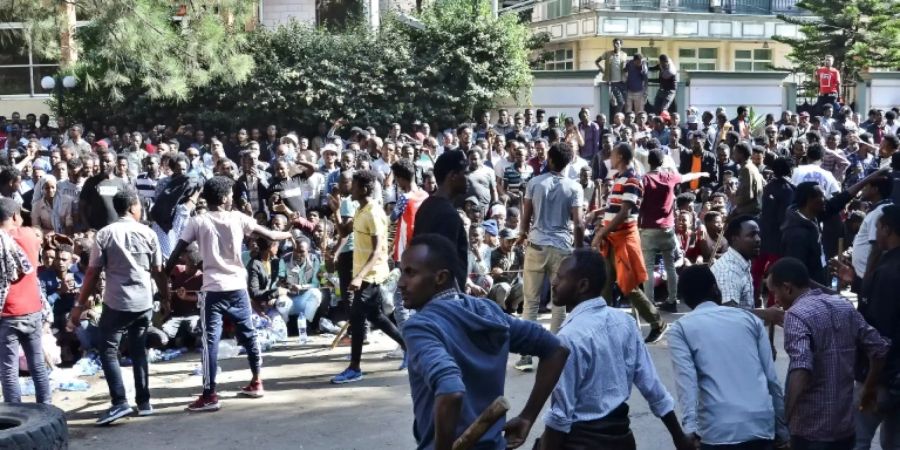 Demonstranten iin Addis Abeba