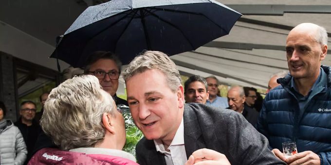 Freude beim neugewählten Tessiner SVP-Ständerat Marco Chiesa. Marco Chiesa