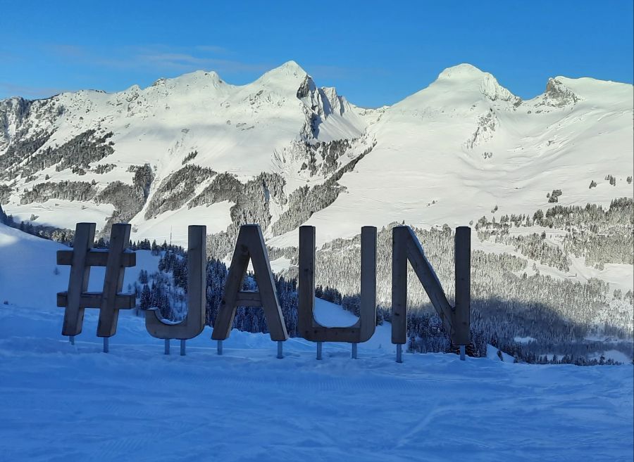 Im Freiburger Skigebiet Jaun war es am Wochenende sonnig.