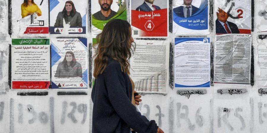 Wahlplakate in Tunis