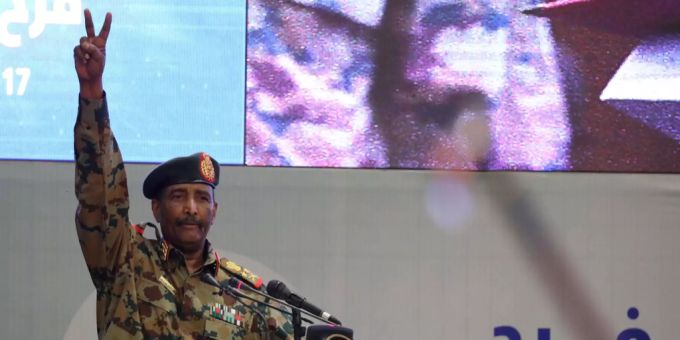 General Abdel Fattah al-Burhan ist der neue Machthaber des Sudan. Abdel Fattah al-Burhan