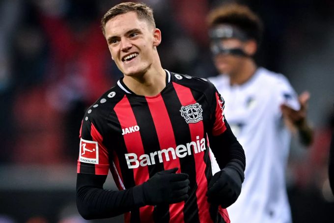 Florian Wirtz (Bayer Leverkusen) soll absoluter Wunschspieler von Ralf Rangnick und Manchester United sein. Florian Wirtz