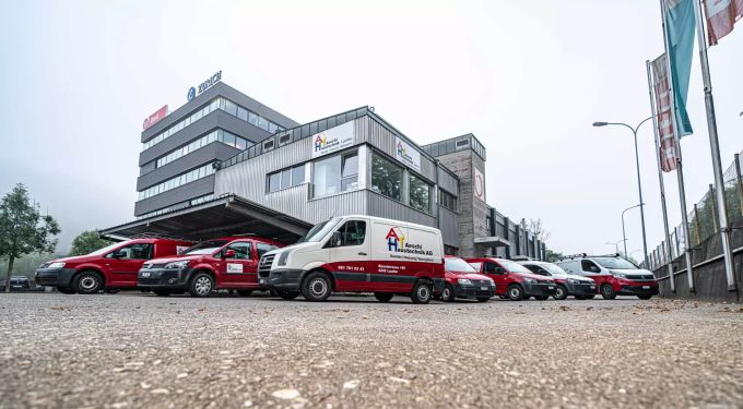 Im Jahr 2000 wurde die Aeschi Haustechnik als Einzelfirma gegründet; 2017 wurde daraus die Aeschi Haustechnik AG. Aeschi Haustechnik AG Laufen