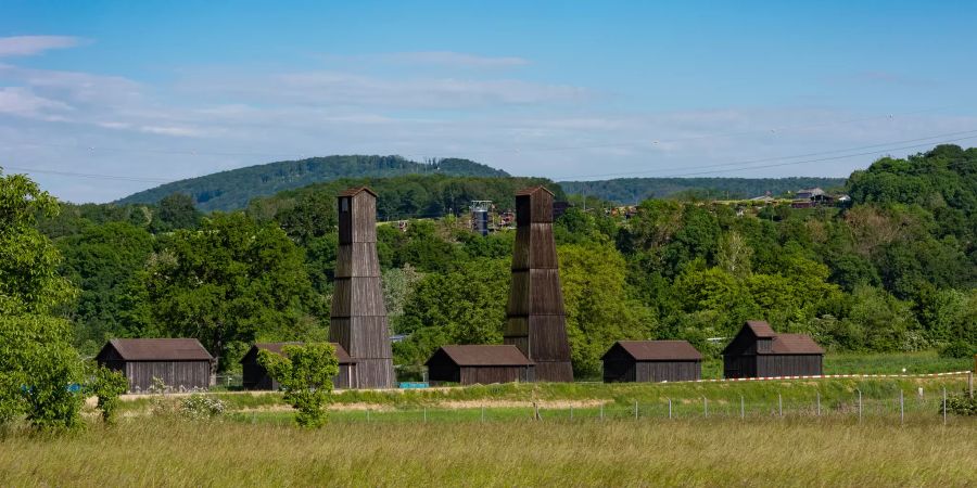 Die Salzbohrtürme im Gebiet «Löli» in Pratteln.