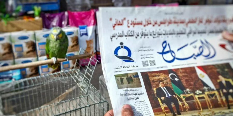 Schlagzeile zur Verschiebung der Wahl in libyscher Zeitung