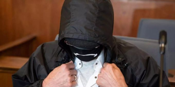 Der 56-Jährige war 2020 zu lebenslanger Haft verurteilt worden. Foto: Bernd Thissen/dpa/Archiv Der 56-Jährige war 2020 zu lebenslanger Haft verurteilt worden. Foto: Bernd Thissen/dpa/Archiv