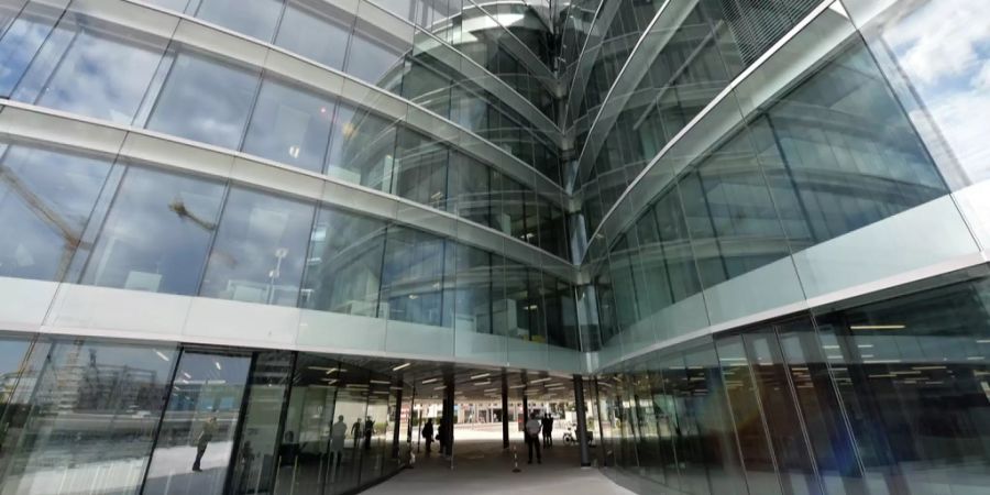hochschulinstitut für internationale studien und entwicklung