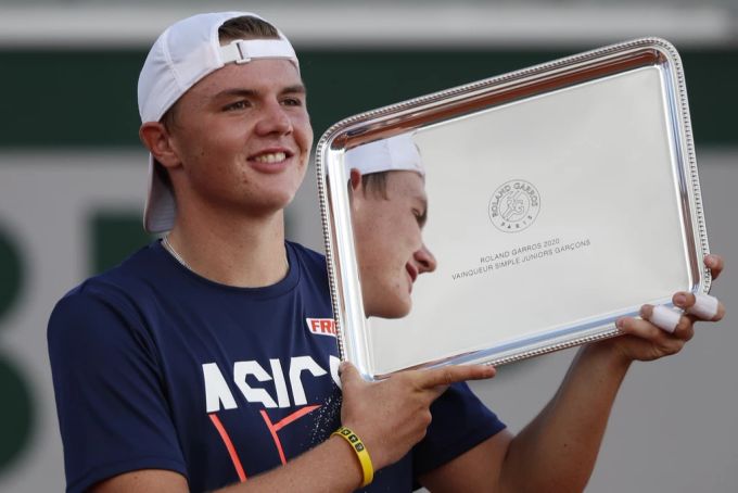 2020 gewann Dominic Stricker die Junioren-French-Open. 2023 peilt er die erste Teilnahme im Hauptfeld der Herren an. Dominic Stricker