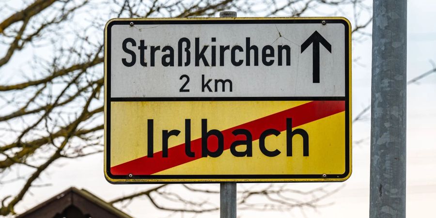 BMW will 40 Kilometer nördlich seines grössten europäischen Autowerks Dingolfing eine Batteriefabrik errichten.