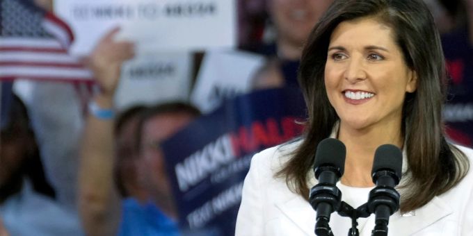 Die erste prominente Republikanerin, die den früheren Präsidenten Donald Trump herausfordert: Nikki Haley, ehemalige Gouverneurin von South Carolina und Botschafterin der Vereinten Nationen. Die erste prominente Republikanerin, die den früheren Präsidenten Donald Trump herausfordert: Nikki Haley, ehemalige Gouverneurin von South Carolina und Botschafterin der Vereinten Nationen.