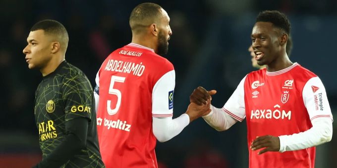 Folarin Balogun (r.) jubelt über einen Treffer gegen Paris Saint-Germain. Folarin Balogun