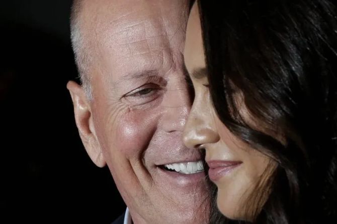 Bruce Willis Emma Hemming-Willis
