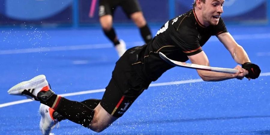 Traf per Siebenmeter zm 1:0 für die deutschen Hockey-Herren gegen Südafrika: Christopher Rühr in Aktion. Foto: Sebastian Gollnow/dpa