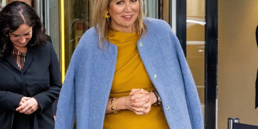 Königin Máxima der Niederlande hat ein weiteres Mal eine Unterkunft für Flüchtlinge aus der Ukraine besucht.