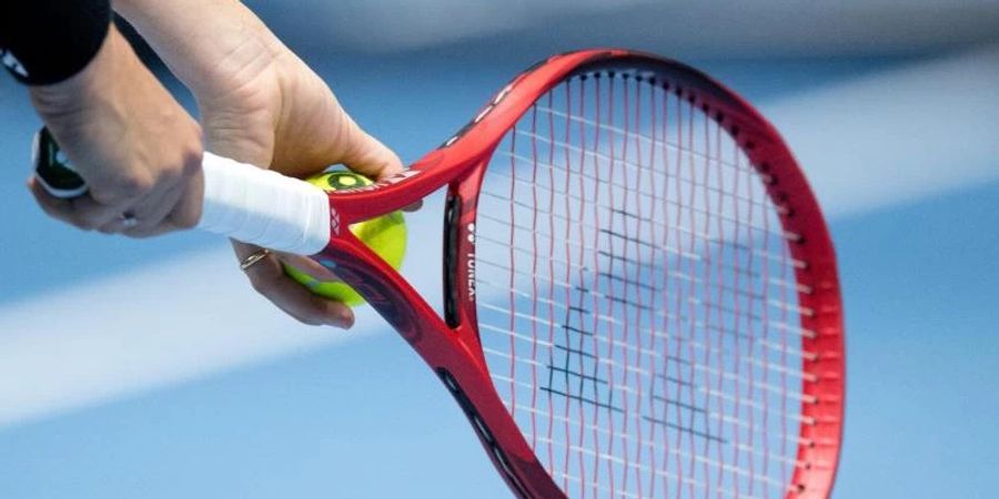 Die Regeln im Entscheidungssatz bei den Grand-Slam-Turnieren im Tennis werden vereinheitlicht. (Symbolbild). Foto: Julian Stratenschulte/dpa