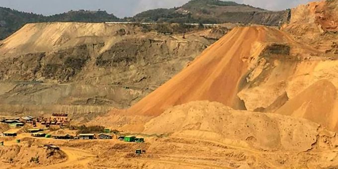 Der Unglücksort bei Hpakant in Kachin Der Unglücksort bei Hpakant in Kachin