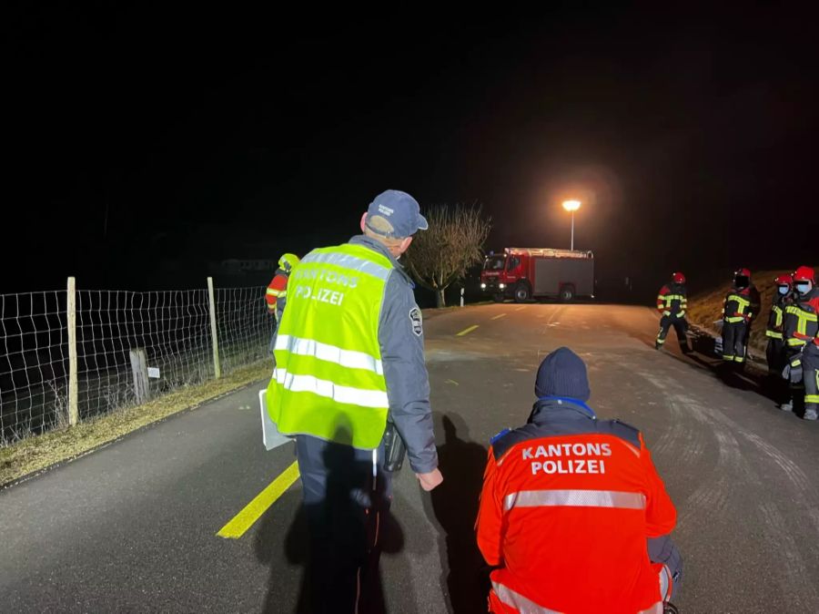 Die Ambulanz forderte einen Rettungshubschrauber.