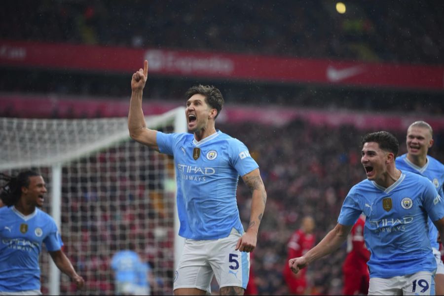 John Stones bringt City gegen Liverpool in Führung.