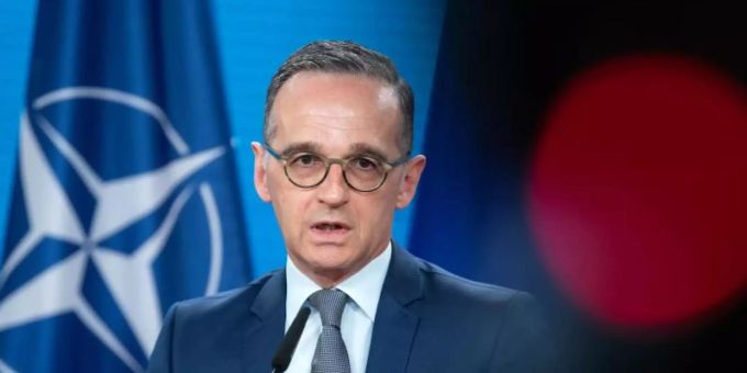 Aussenminister Heiko Maas äussert sich vor der Sitzung des Nordatlantikrates im Auswärtigen Amt. Foto: Bernd von Jutrczenka/dpa Pool/dpa Aussenminister Heiko Maas äussert sich vor der Sitzung des Nordatlantikrates im Auswärtigen Amt. Foto: Bernd von Jutrczenka/dpa Pool/dpa