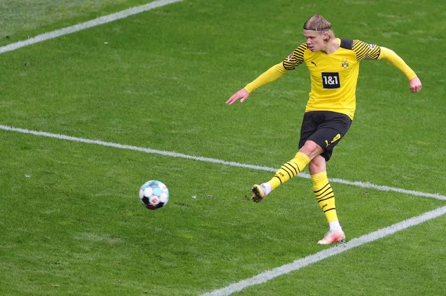 Erling Haaland erzielte in dieser Saison wettbewerbsübergreifend 41 Tore in 41 Spielen für den BVB.