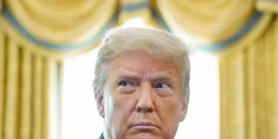 Ende Juni soll ein Buch erscheinen, das den Umgang der Trump-Regierung mit der Pandemie beleuchtet. Foto: Patrick Semansky/AP/dpa