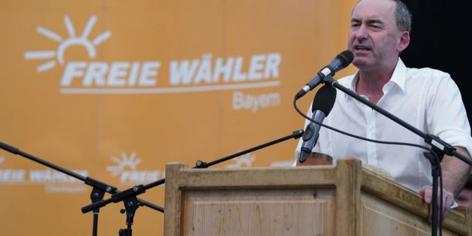 aiwanger bleibt reaktionen