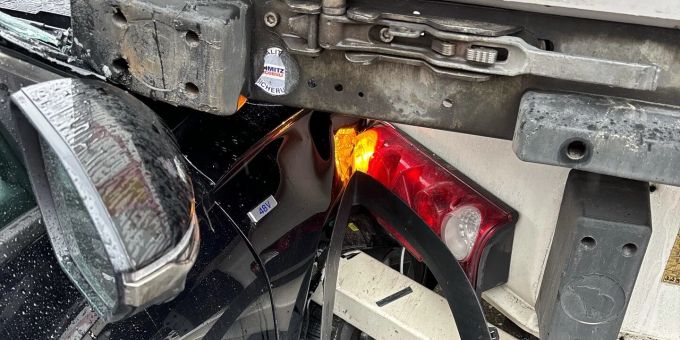 Thayngen: Kollision zwischen Auto und Lastwagen. Kollision in Thayngen