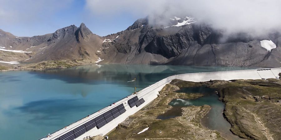 solaranlage Muttsee-Staumauer Glarus