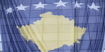 Kosovo Flagge