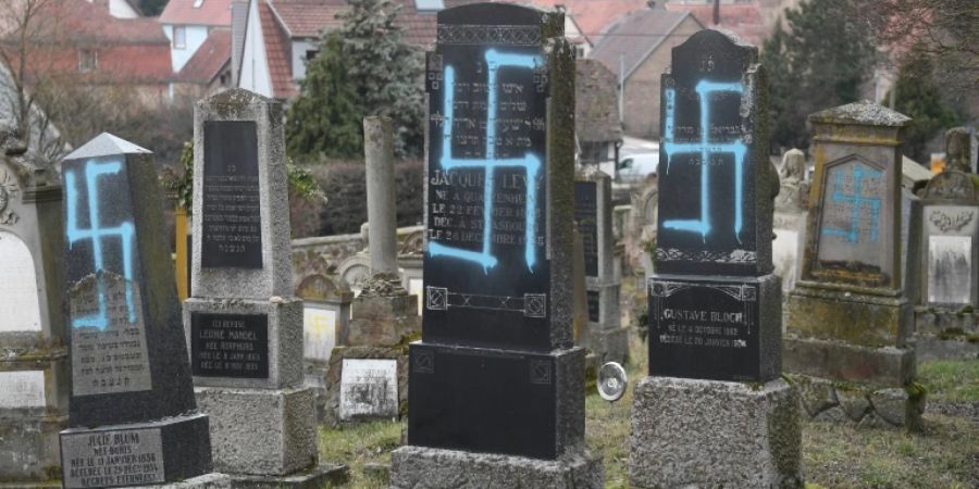 Geschändeter Friedhof in Quatzenheim