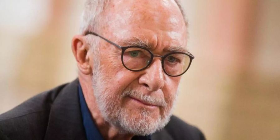 Gerhard Richter hatte einige Entwürfe in der Papiertonne vor seinem Haus entsorgt, weil er sie als misslungen betrachtete. Foto: Rolf Vennenbernd