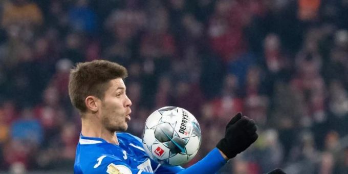 Zurück im Training, aber noch nicht einsatzbereit: Hoffenheims Andrej Kramaric. Foto: Matthias Balk/dpa Zurück im Training, aber noch nicht einsatzbereit: Hoffenheims Andrej Kramaric. Foto: Matthias Balk/dpa