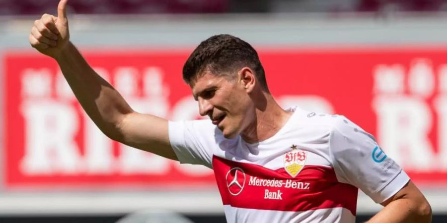 Stuttgarts Mario Gomez hat den Treffer zum 1:1 erzielt. Foto: Tom Weller/dpa